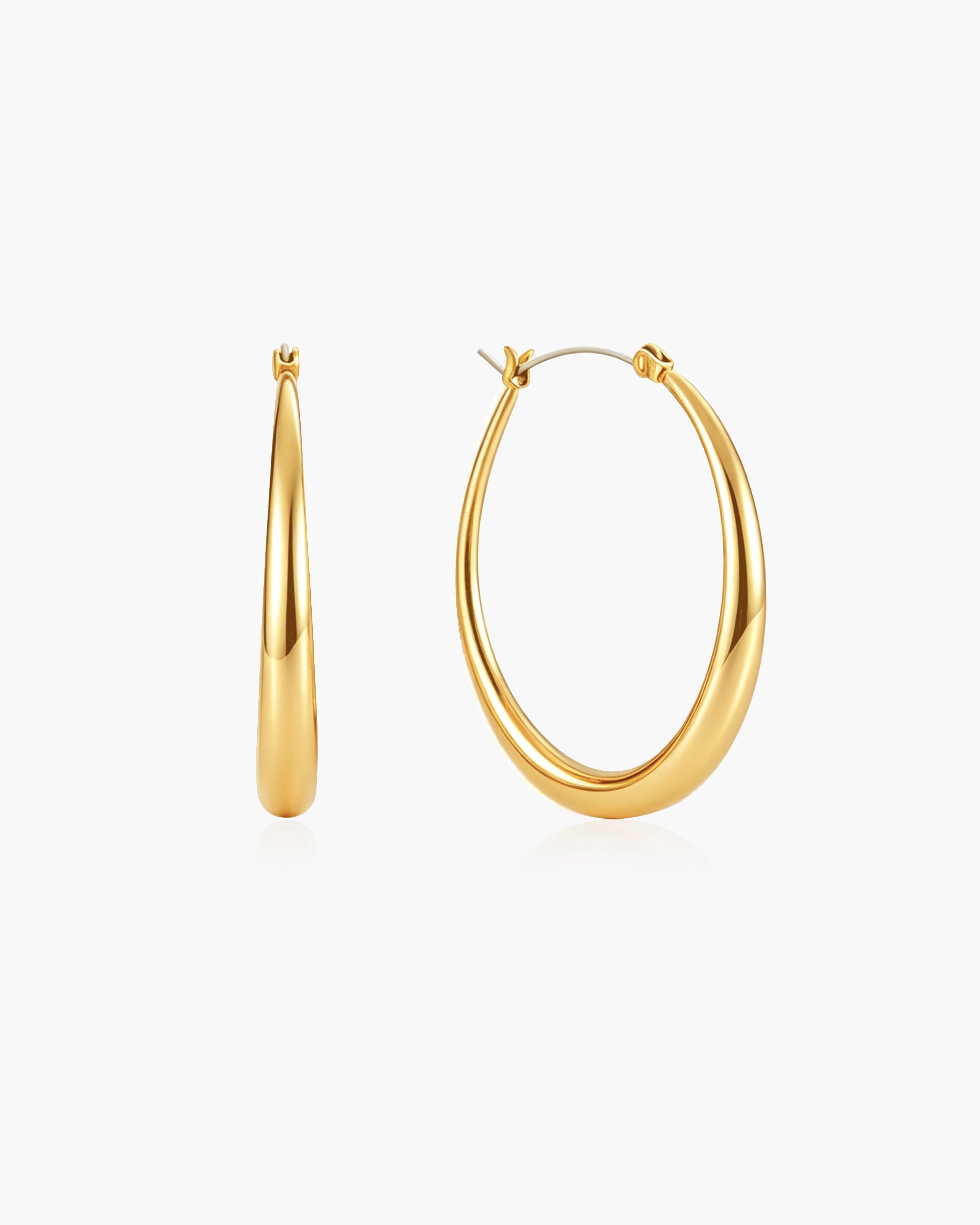 Sloane Hoop Earrings in Silver