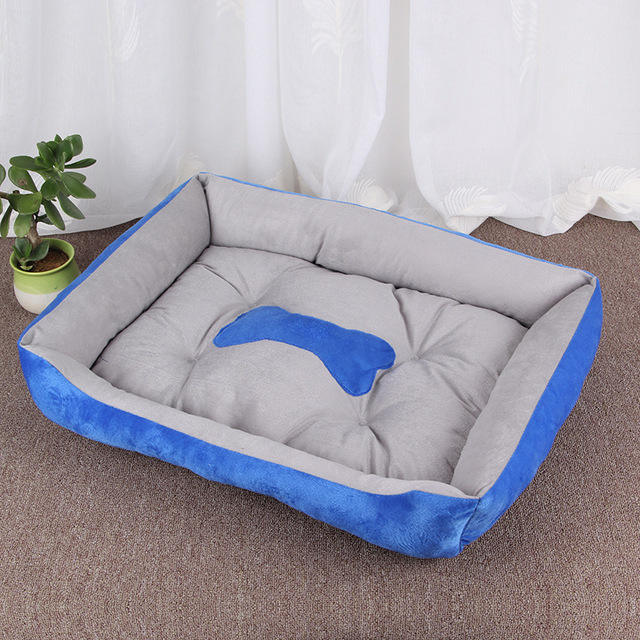 Fami Petcare Snuggle Bed