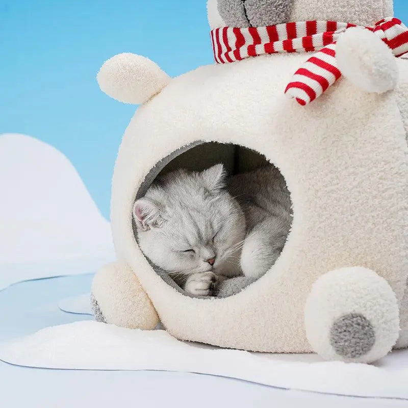 Polar Bear Pet House - Cozy and Cute for Your Pet
