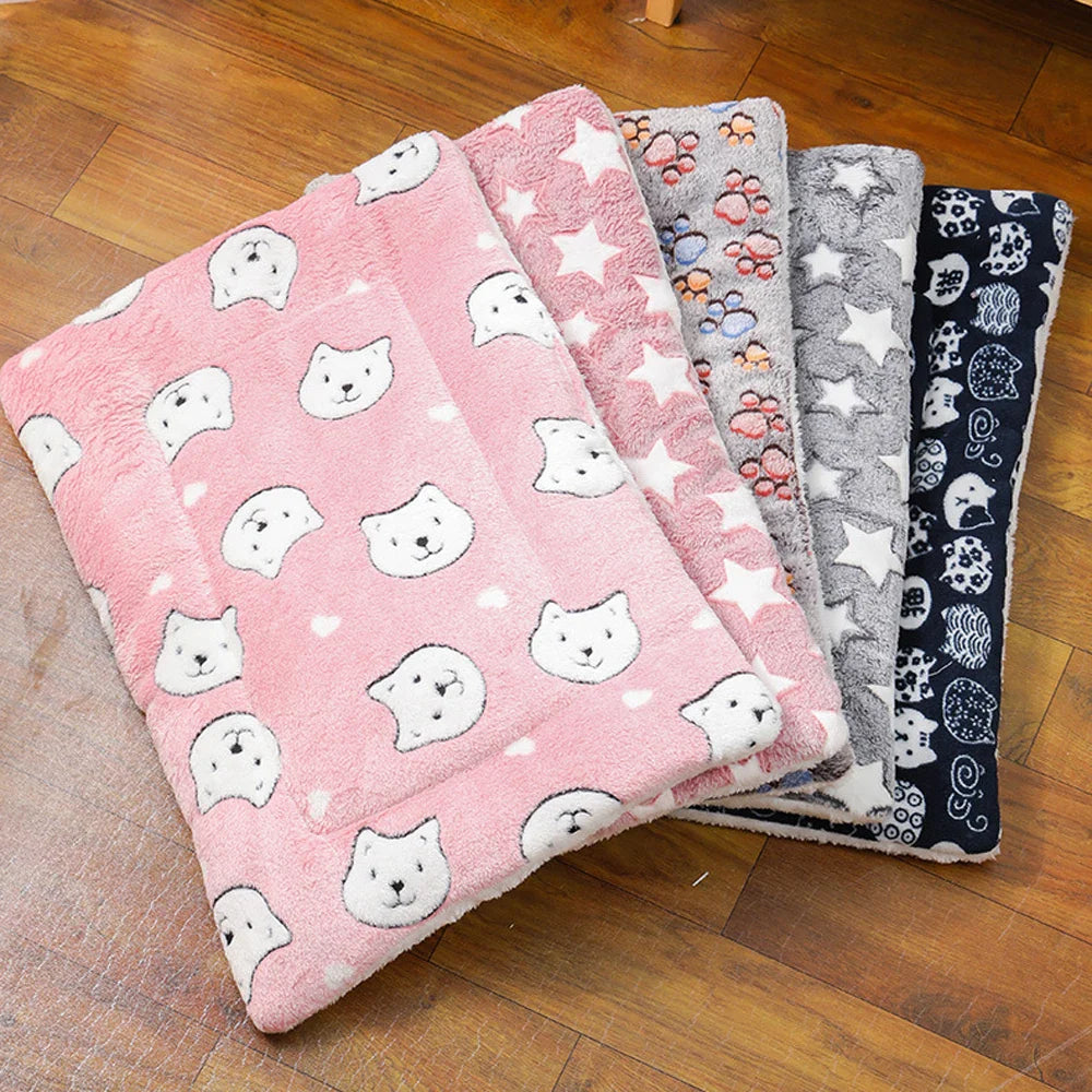 Heated Pet Bed – Soft, Thick Dog Sofa for Winter | Non-Slip Warming Sleeping Mat for Cats & Small Dogs