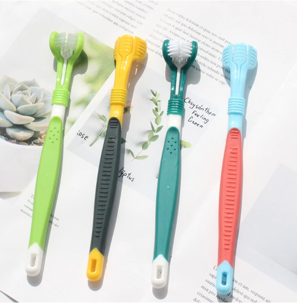 Fami Petcare Toothbrush