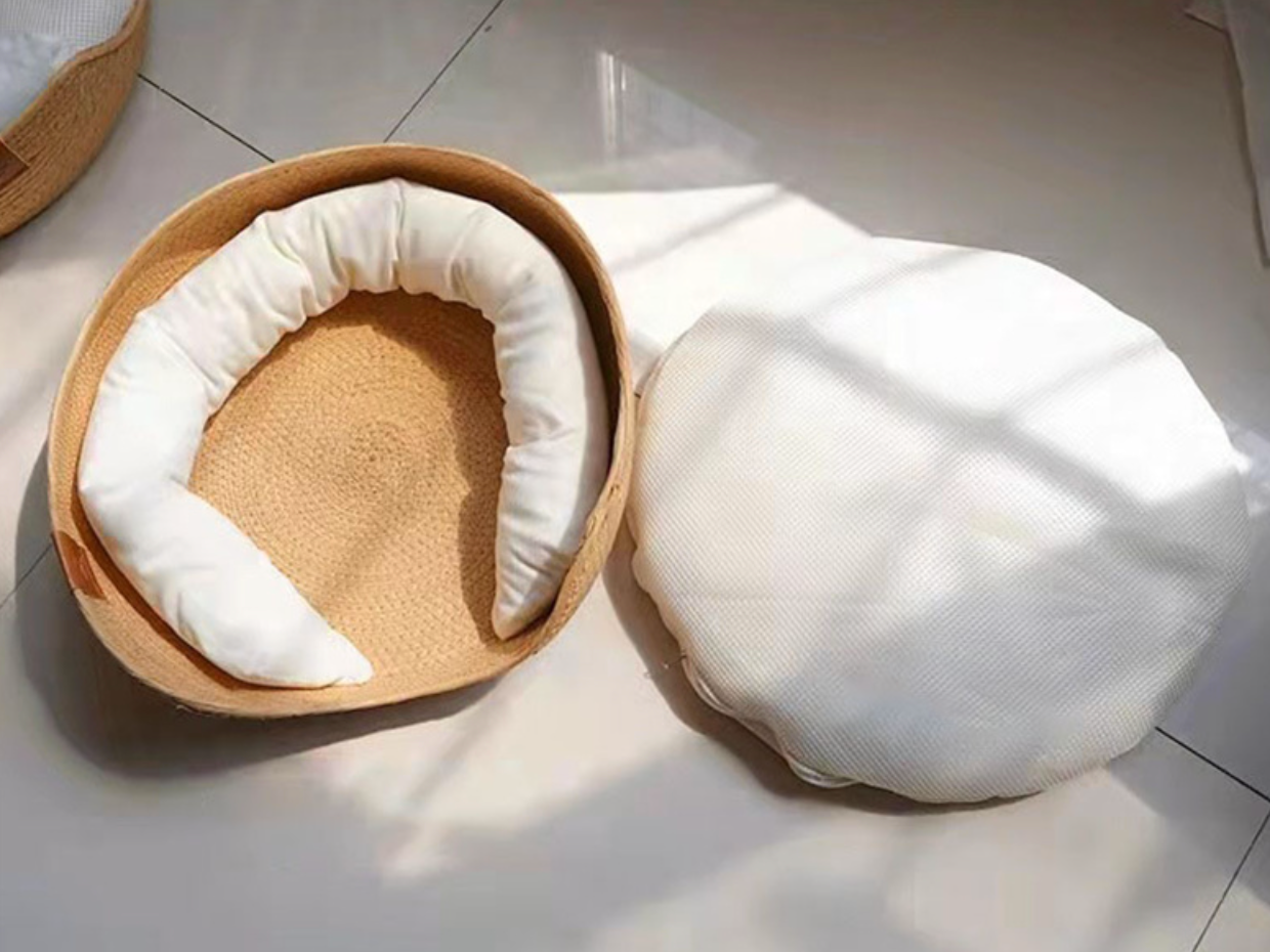 Fami Petcare Basket Bed