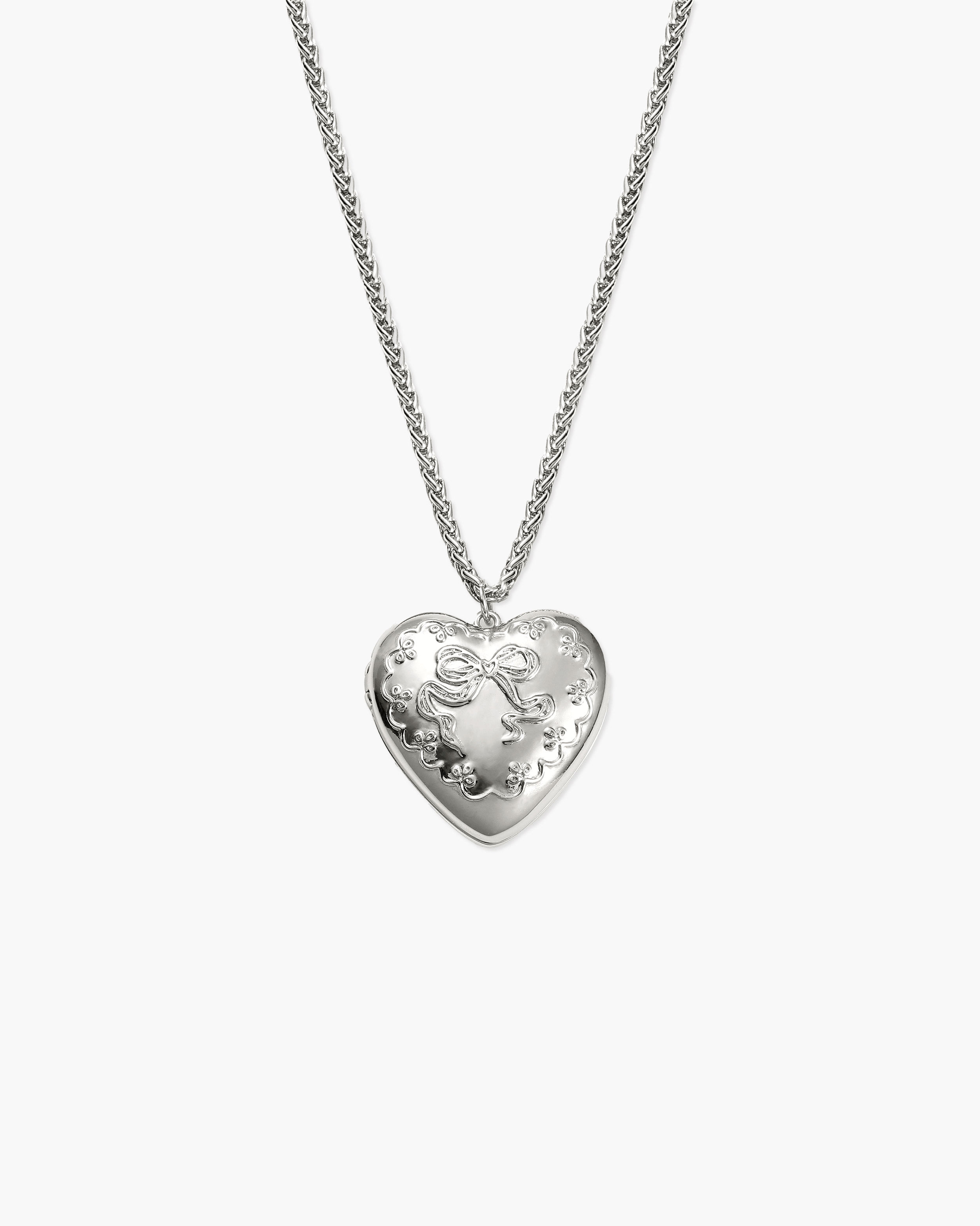 Tender Openable Locket Necklace in Gold