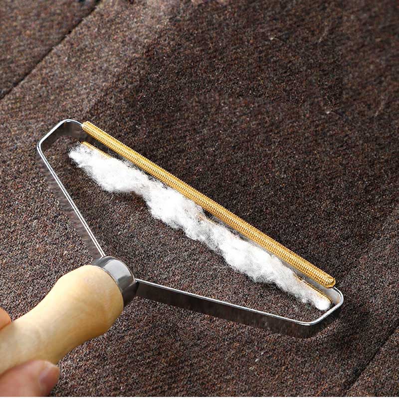 Fami Petcare Furniture Brush